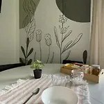 Appartamento 'il Glicine' *